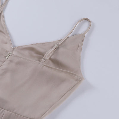 Emma – Elegant Sommarklänning med Slits