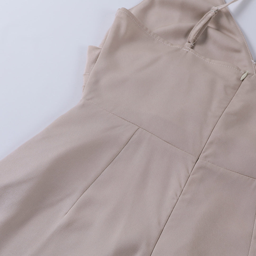 Emma – Elegant Sommarklänning med Slits